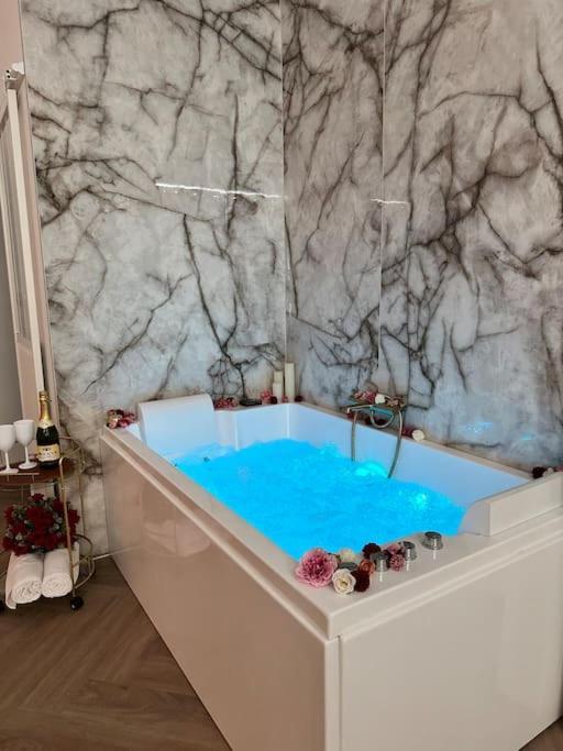 Les Chambres D Excellence Spa Sète Dış mekan fotoğraf